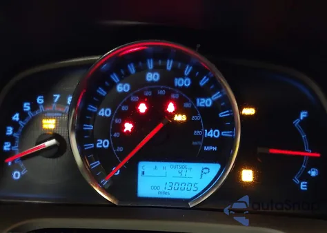 2015 Toyota Rav4 Limited z USA, uszkodzony, nr VIN JTMDFREV2FD171097